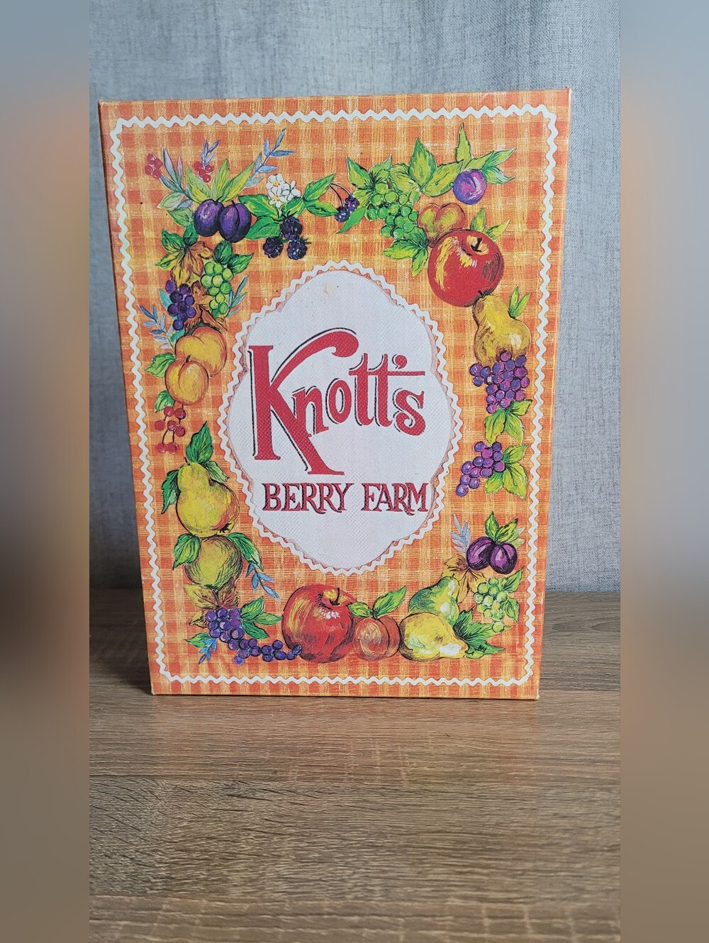 70s Knott's Berry Farm Decorative Box Vintage
